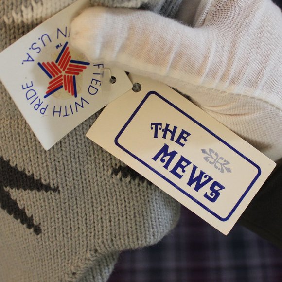 Vintage NWT The Mews Made in USA Acrylic Winter Cap - Picture 6 of 11